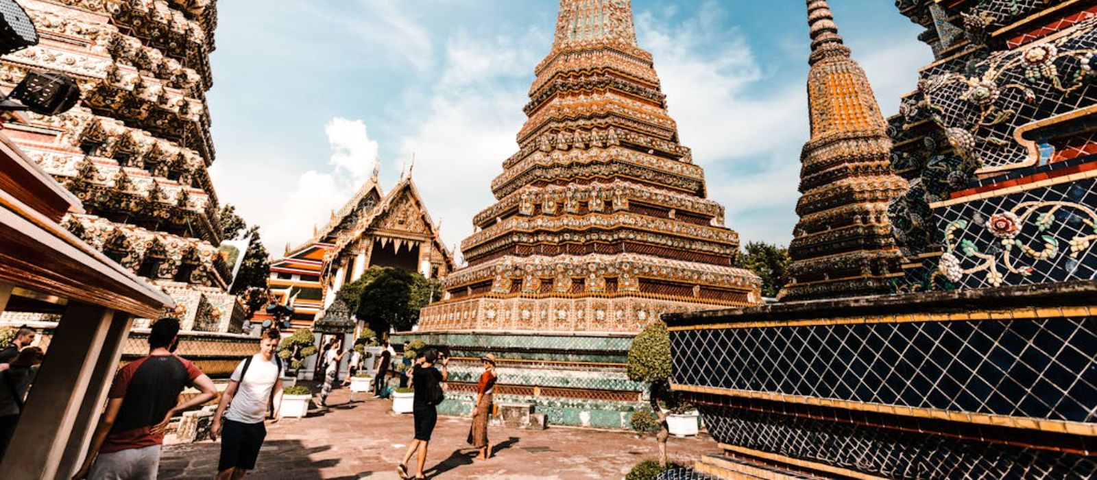 Your Guide to What to Expect From an Internship in Thailand
